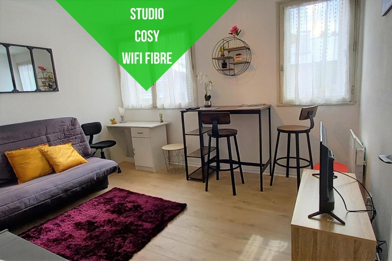 Le Zen -Studio Tout Equipe- Wifi Fibre- Centre Ville Avec Parking Tarbes Ngoại thất bức ảnh